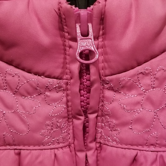 Puff Vest - Picture 3 of 4